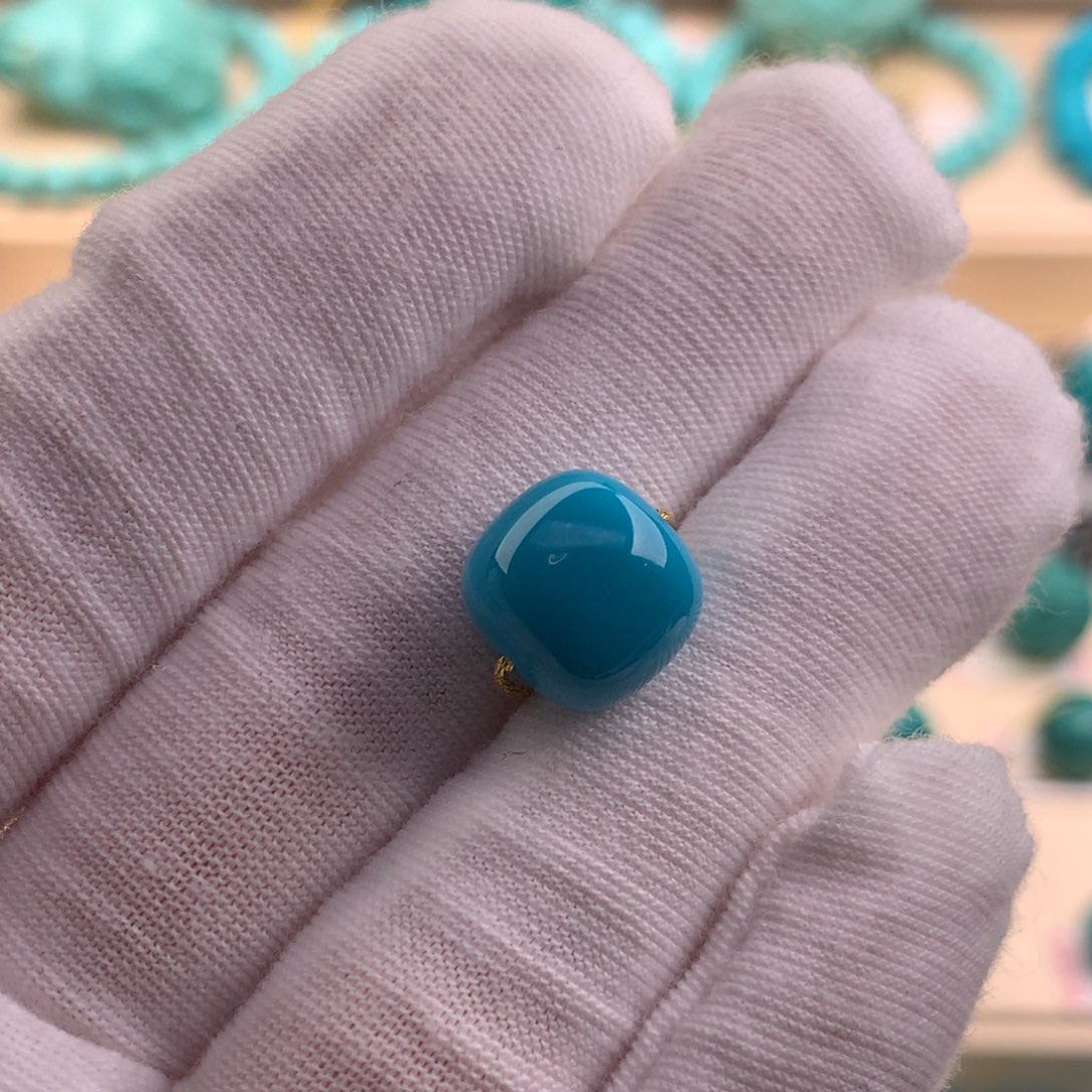 绿松石未镶嵌颈饰11.3×10.3