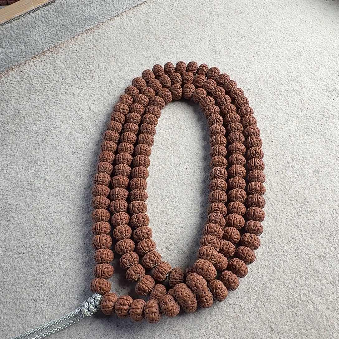 吊坠金刚菩提7.7头货孔黄老树王