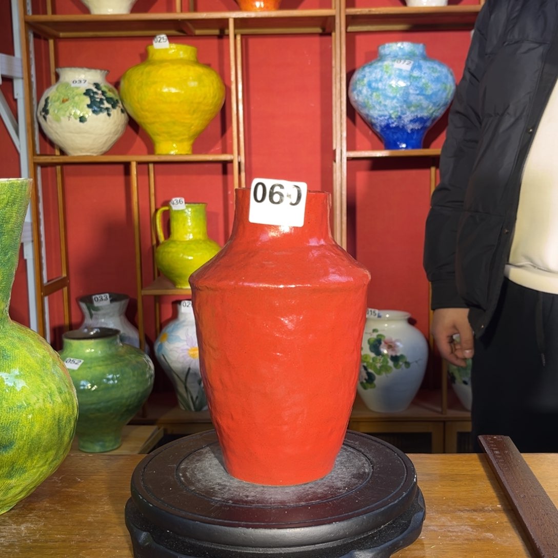 陶瓷我们都在努力着改变自己和