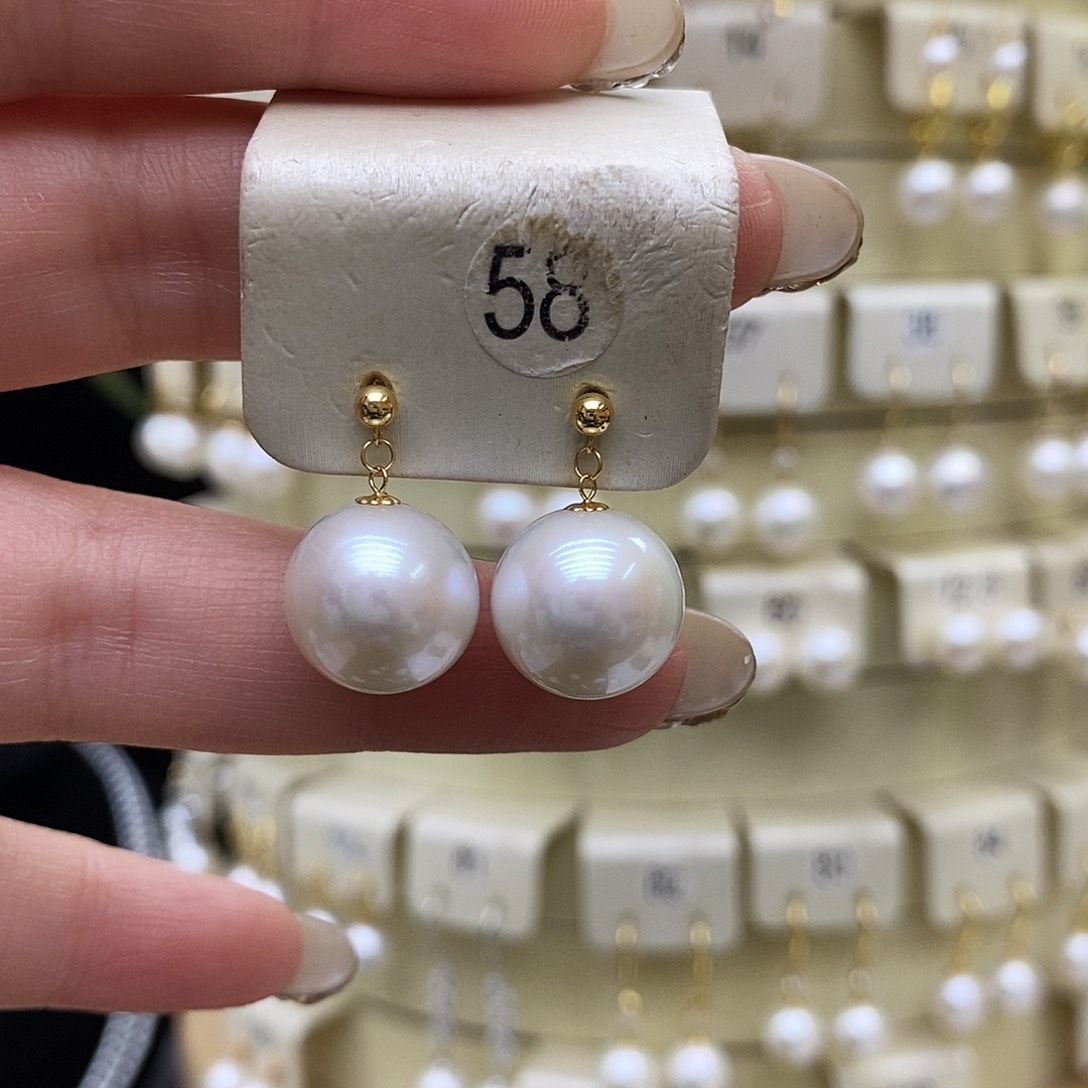 18K金镶嵌耳饰淡水珍珠