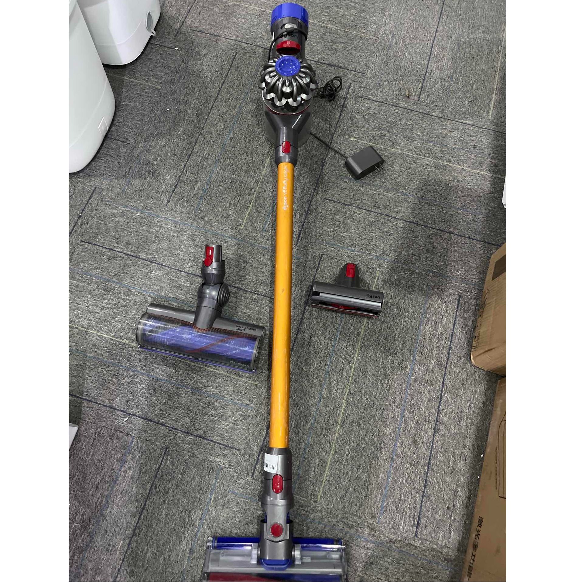 9新 dyson/戴森 【二手】武汉仓吸尘器v8轻微划痕功能完好