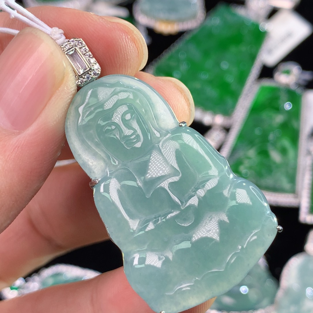 【闪购商品】翡翠颈饰未镶嵌翡翠 