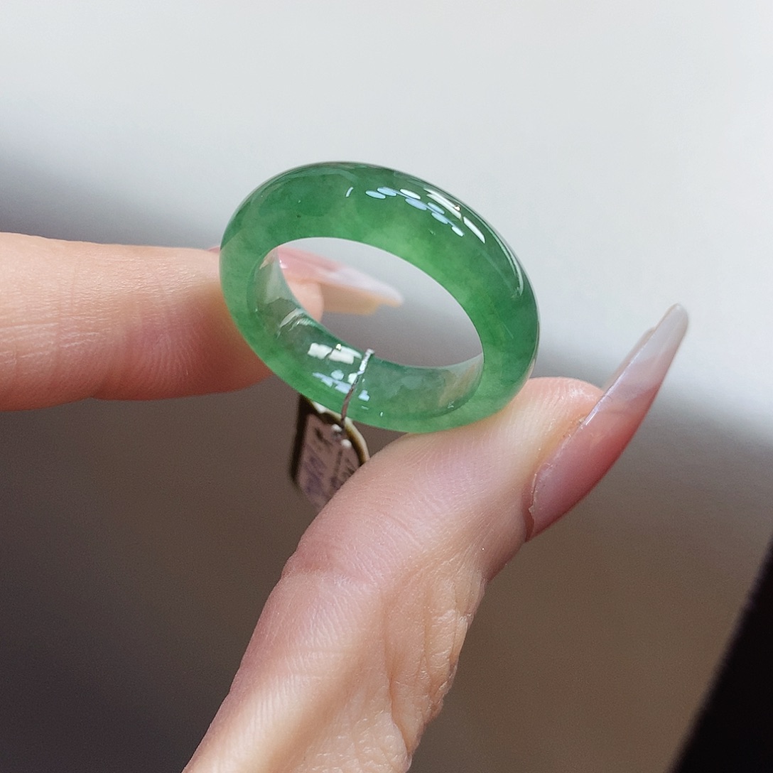 翡翠戒指未镶嵌18-19号
