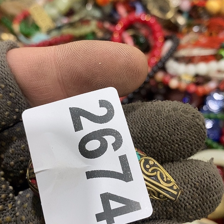 绪**升摆件等各种工具的2674