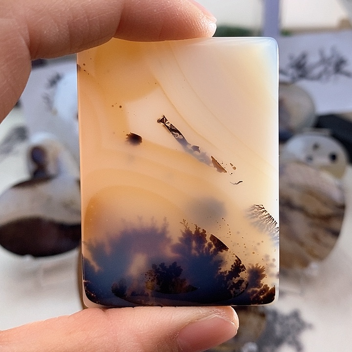 玛瑙/玉髓颈饰未镶嵌