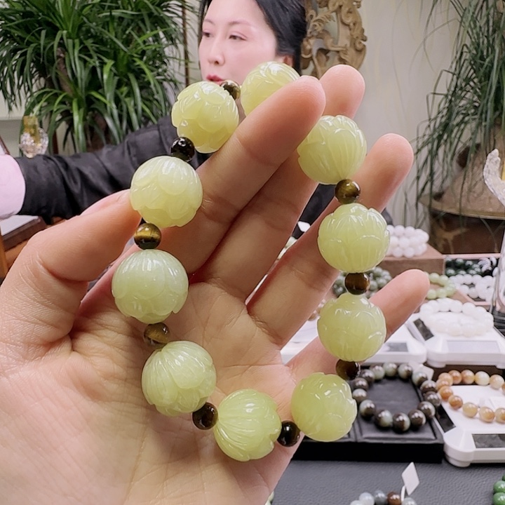 和田玉手串未镶嵌