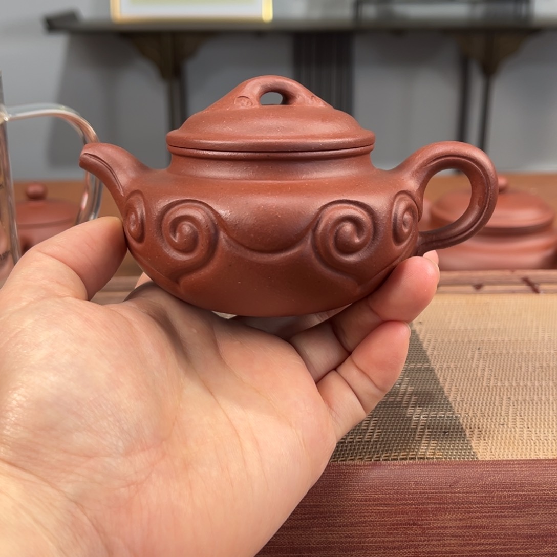 紫砂茶壶?****?微微瑕10588888888888