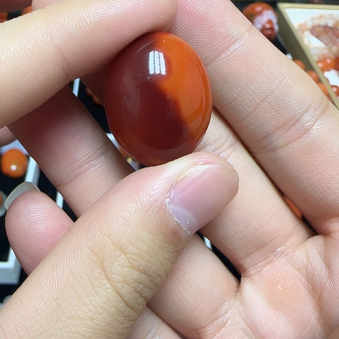 南红玛瑙未镶嵌颈饰