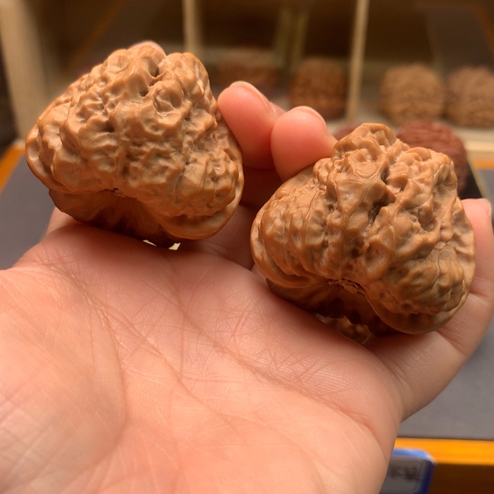 文玩核桃吊坠蛤蟆