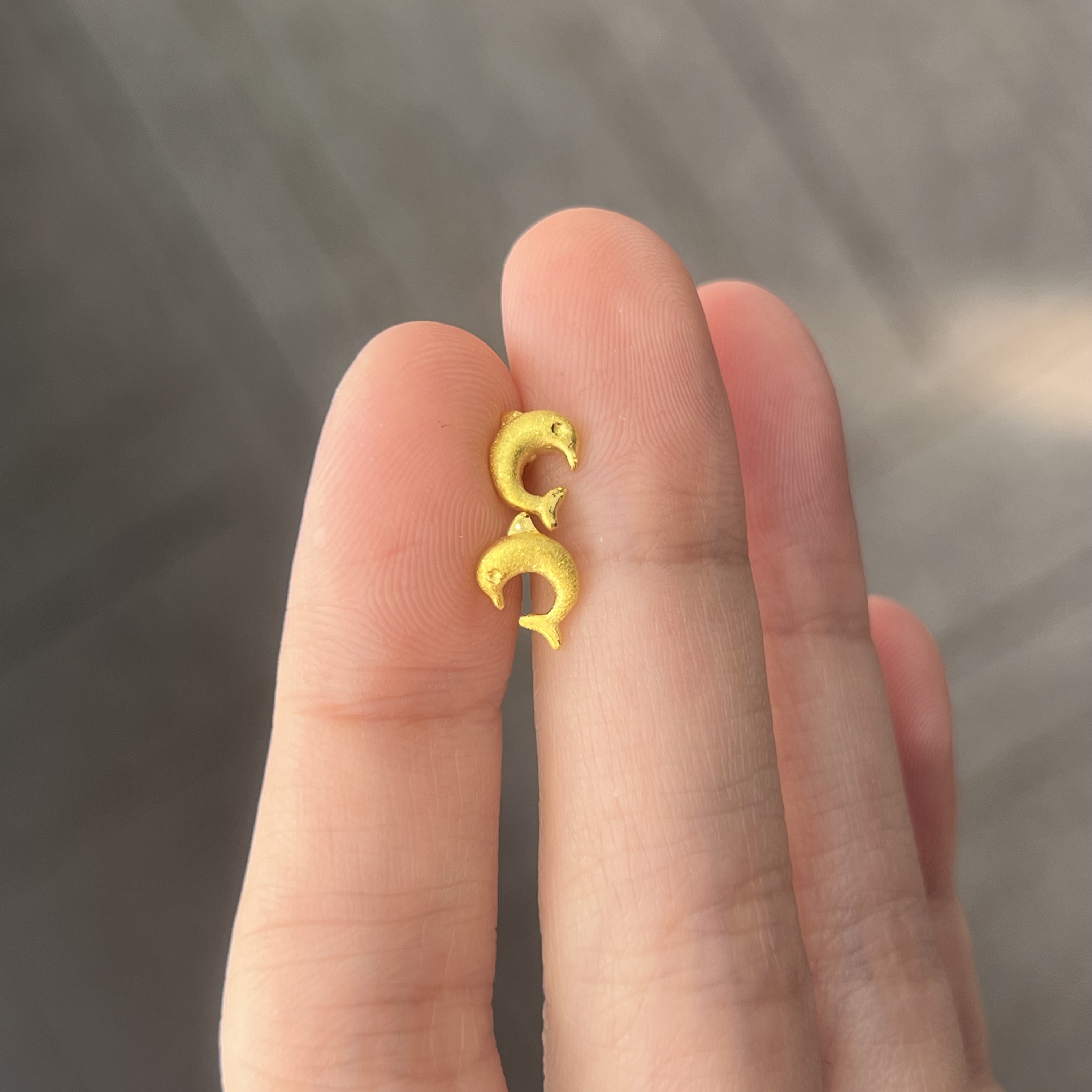 海豚耳钉弯钩足金999