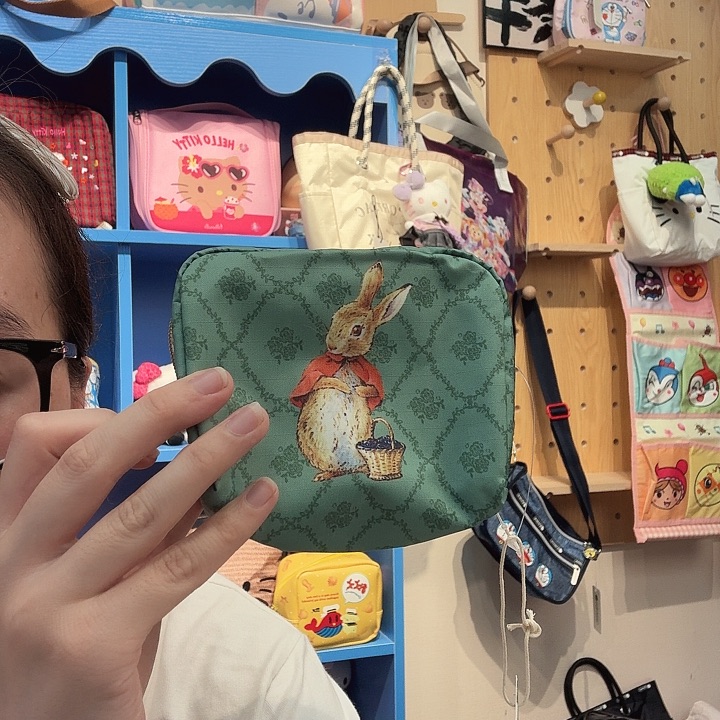 PU箱包收纳箱化妆包等