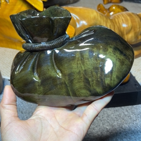 阴沉木钱袋摆件家居