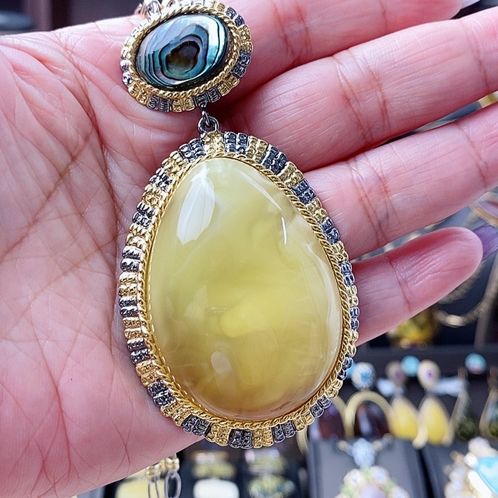 琥珀颈饰银S925镶嵌吊坠