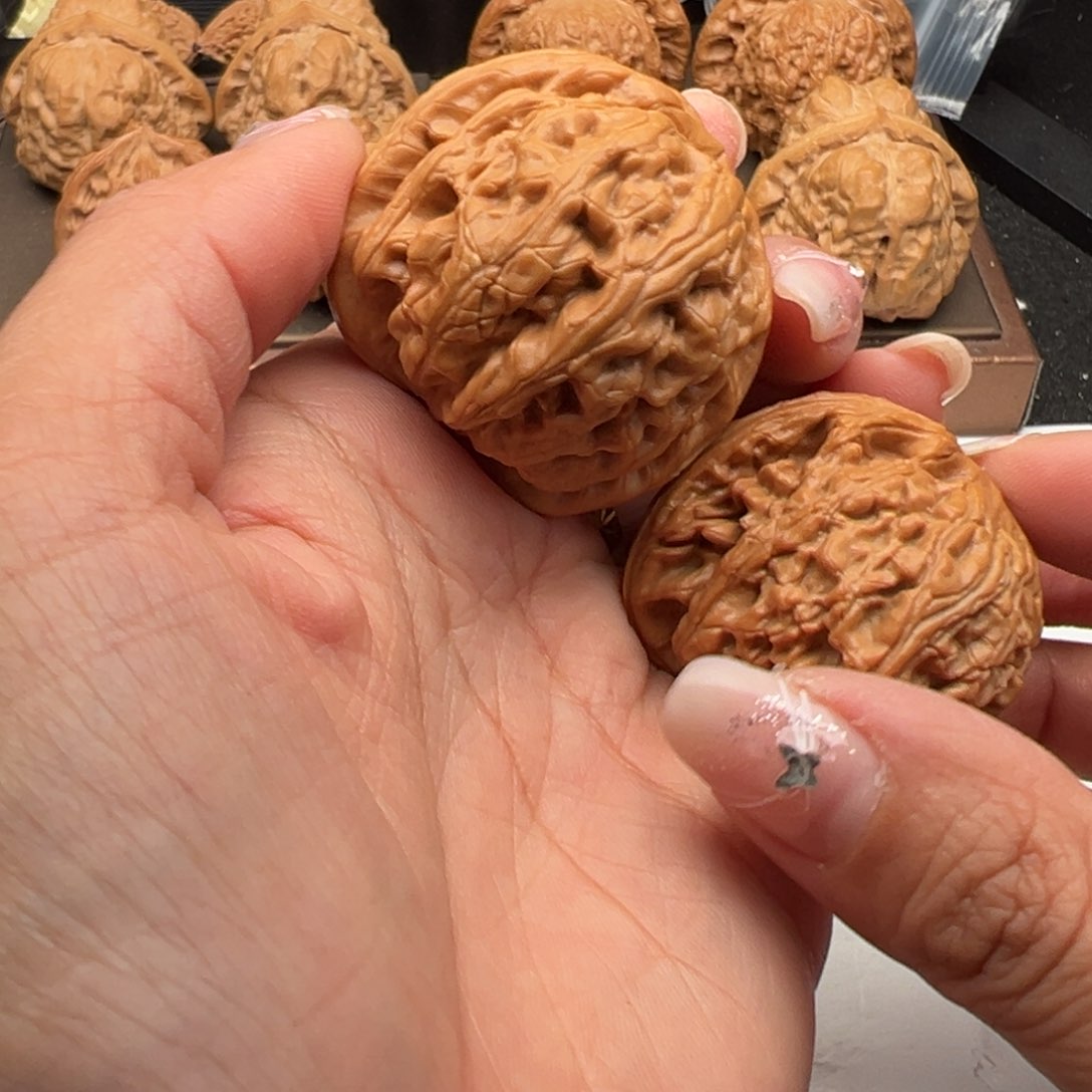 文玩核桃把件红锦鲤45