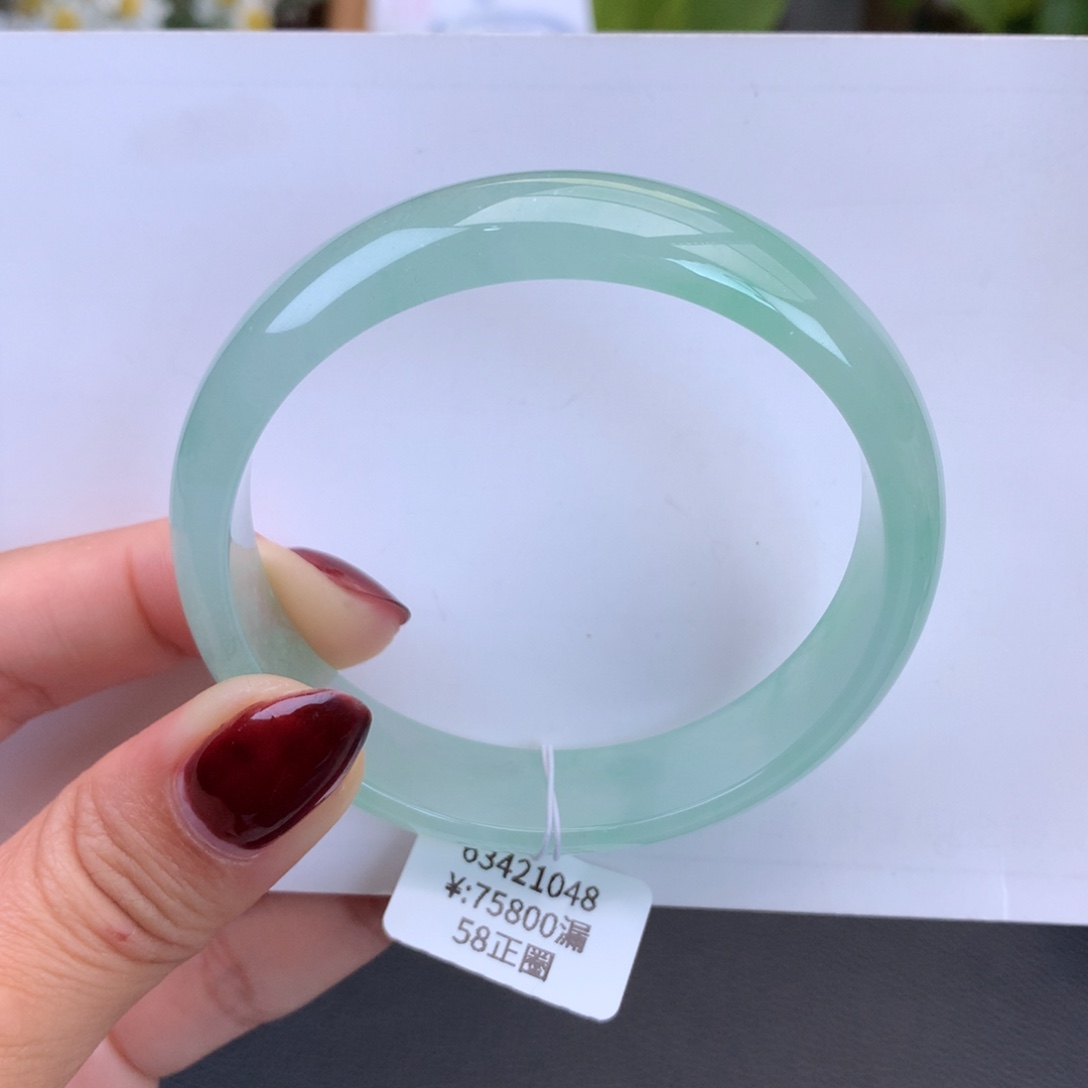 翡翠手镯未镶嵌冰甜绿雪花棉手镯