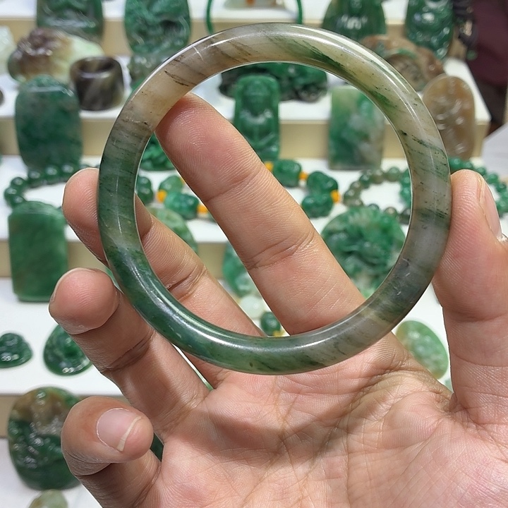 独山玉未镶嵌手镯60圈口老料