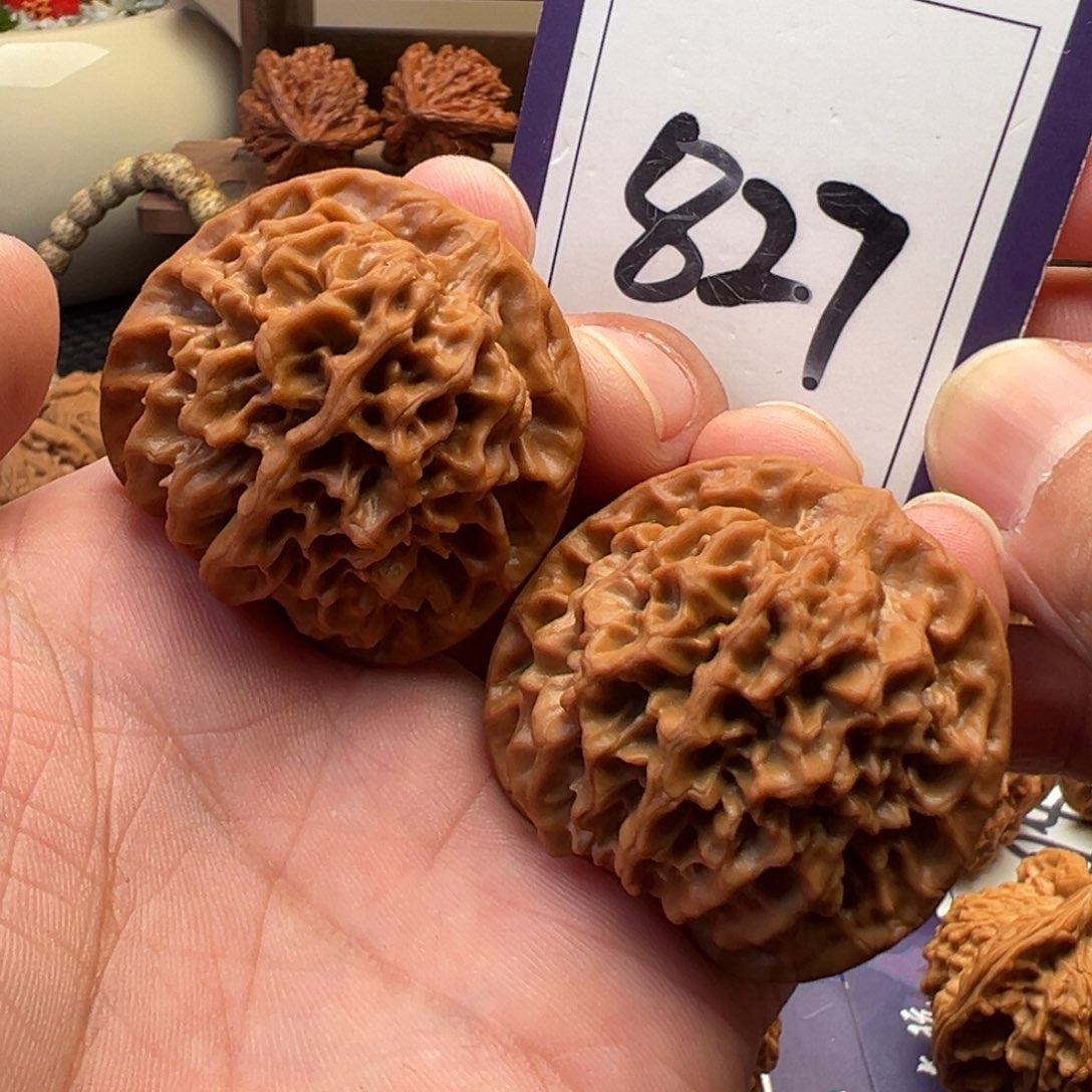 文玩核桃把件秦闷40.5尺寸827号