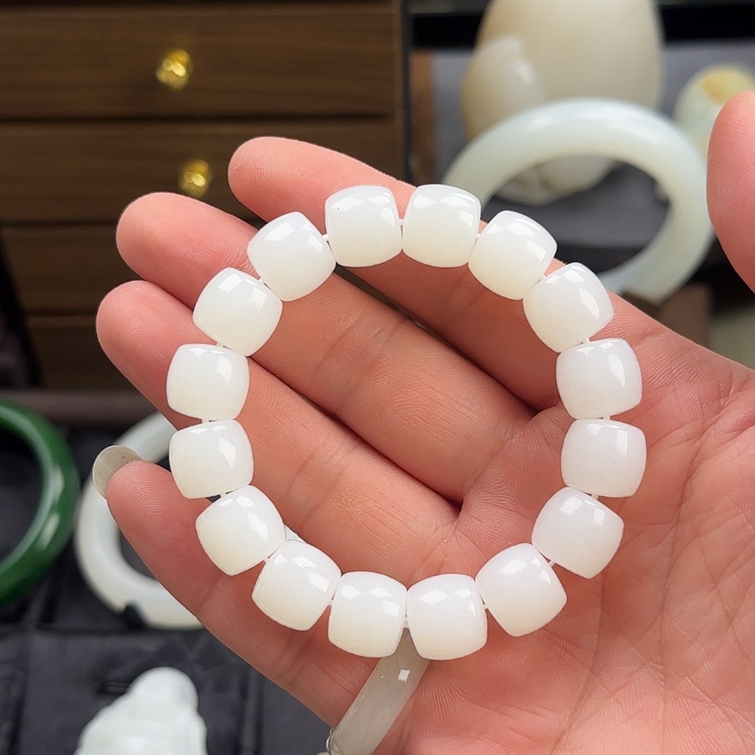 和田玉（白玉）未镶嵌手链俄料