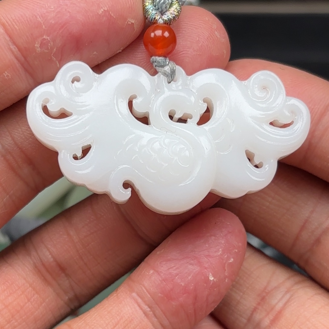 和田玉吊坠未镶嵌