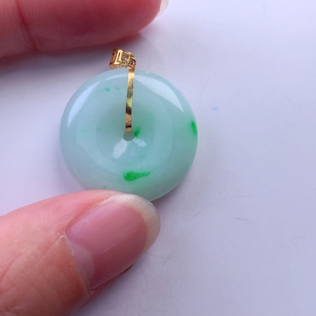 翡翠吊坠(不含链)18K金镶嵌