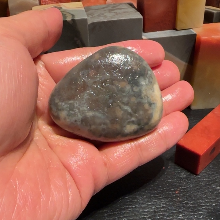 老挝石田黄原石，