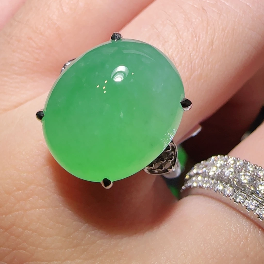 翡翠18K金镶嵌挂件