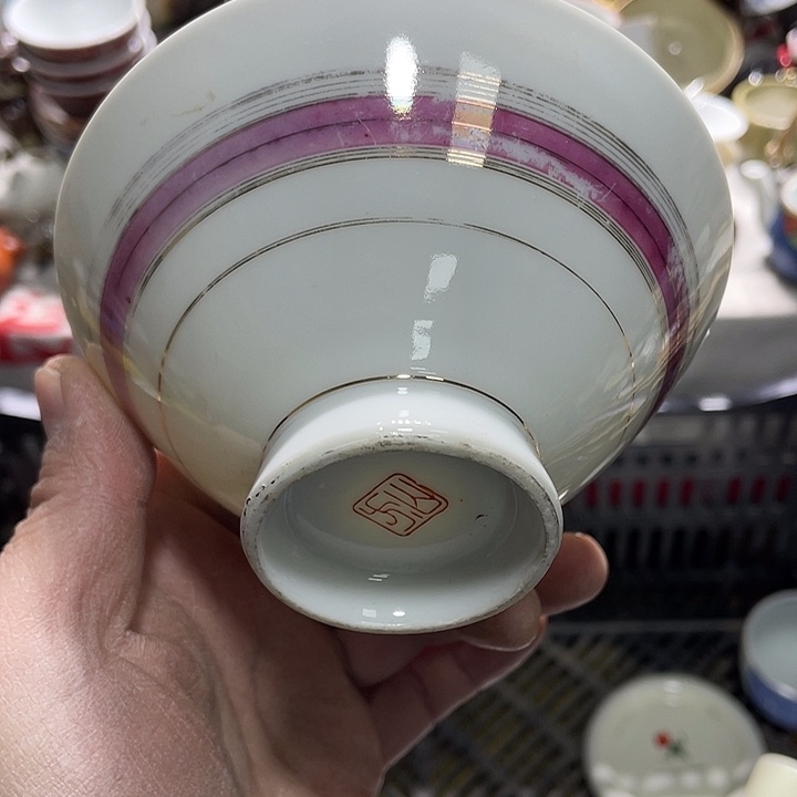 瓷片在这方面是很容易的