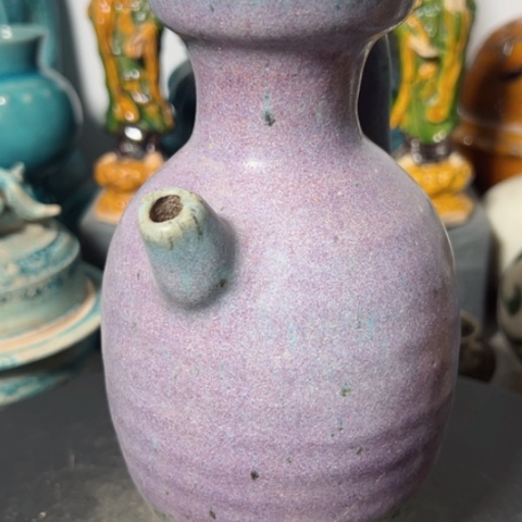 朝*钧瓷瓶器型美观大方