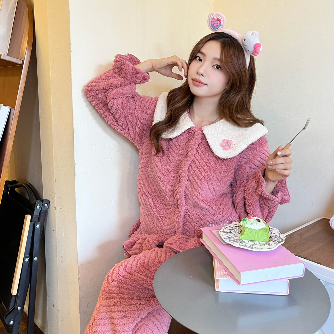 秋冬季女士加厚加绒珊瑚绒娃娃领睡衣保暖宽松家居服套装可外穿