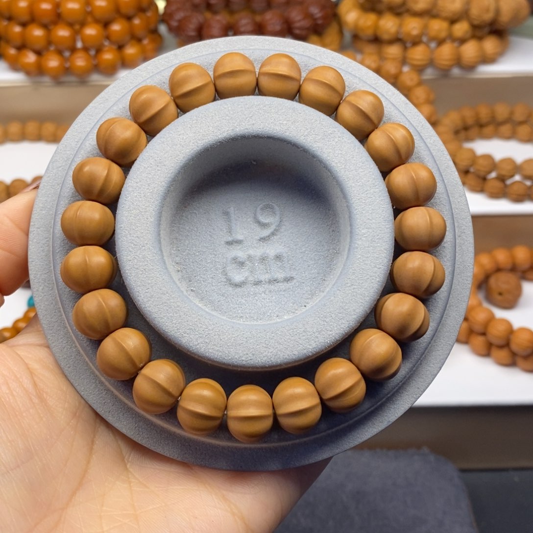 【闪购商品】猴头核桃手串四花鲨鱼哑光质地12mm