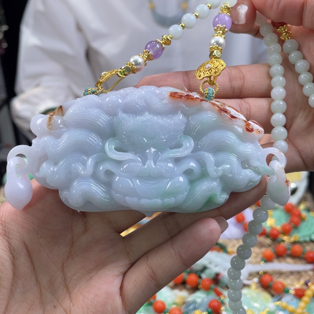 翡翠颈饰未镶嵌代编织