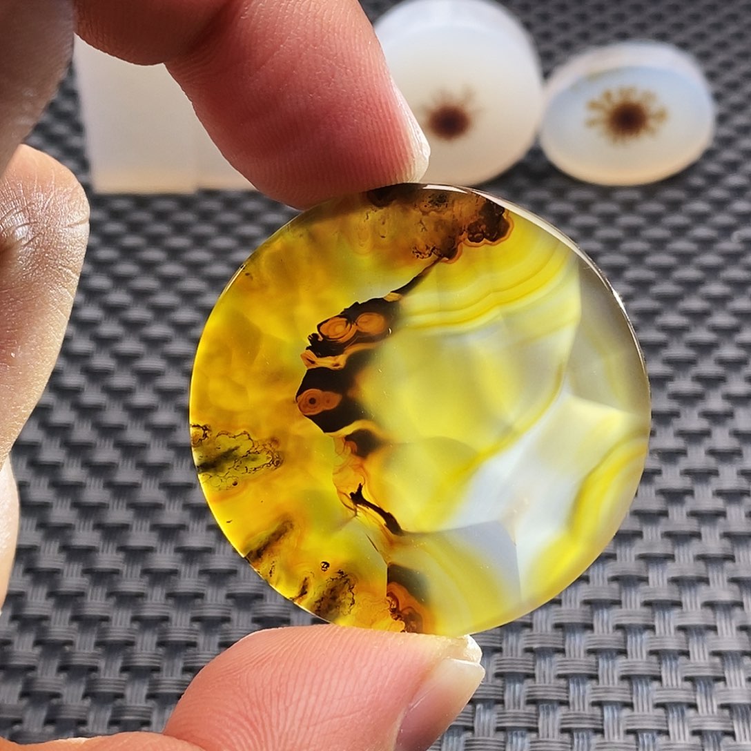 天***石玛瑙/玉髓未镶嵌吊坠(不含链)