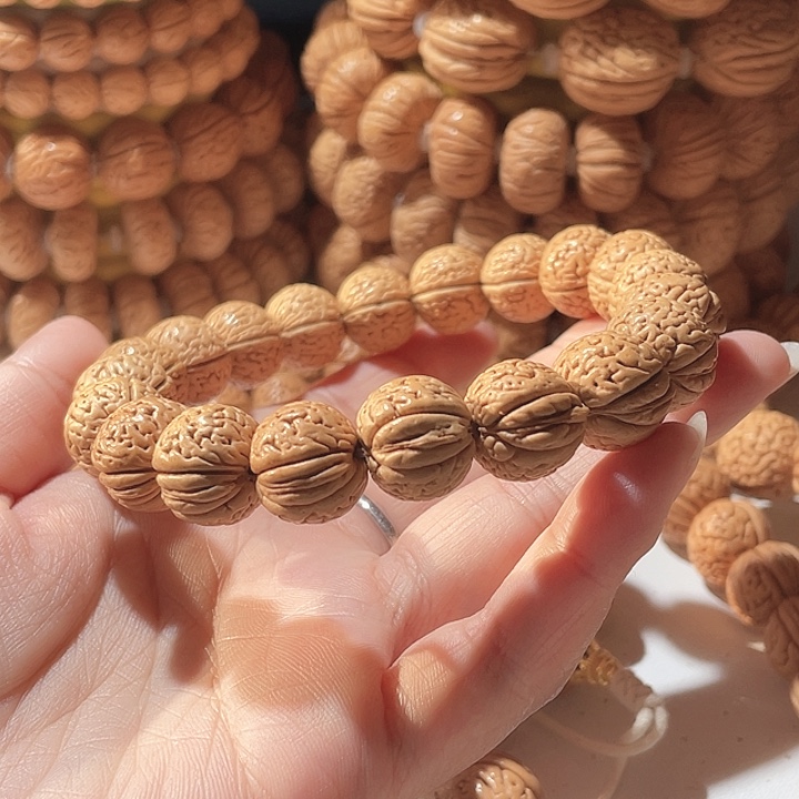 随***风吊坠桃核桃核手串玲珑塔64