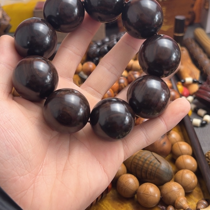 大叶紫檀（黑酸枝木类）核*力紫光檀手串