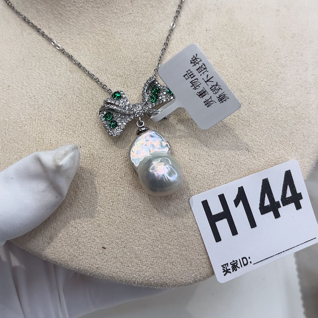 淡水珍珠耳饰合金