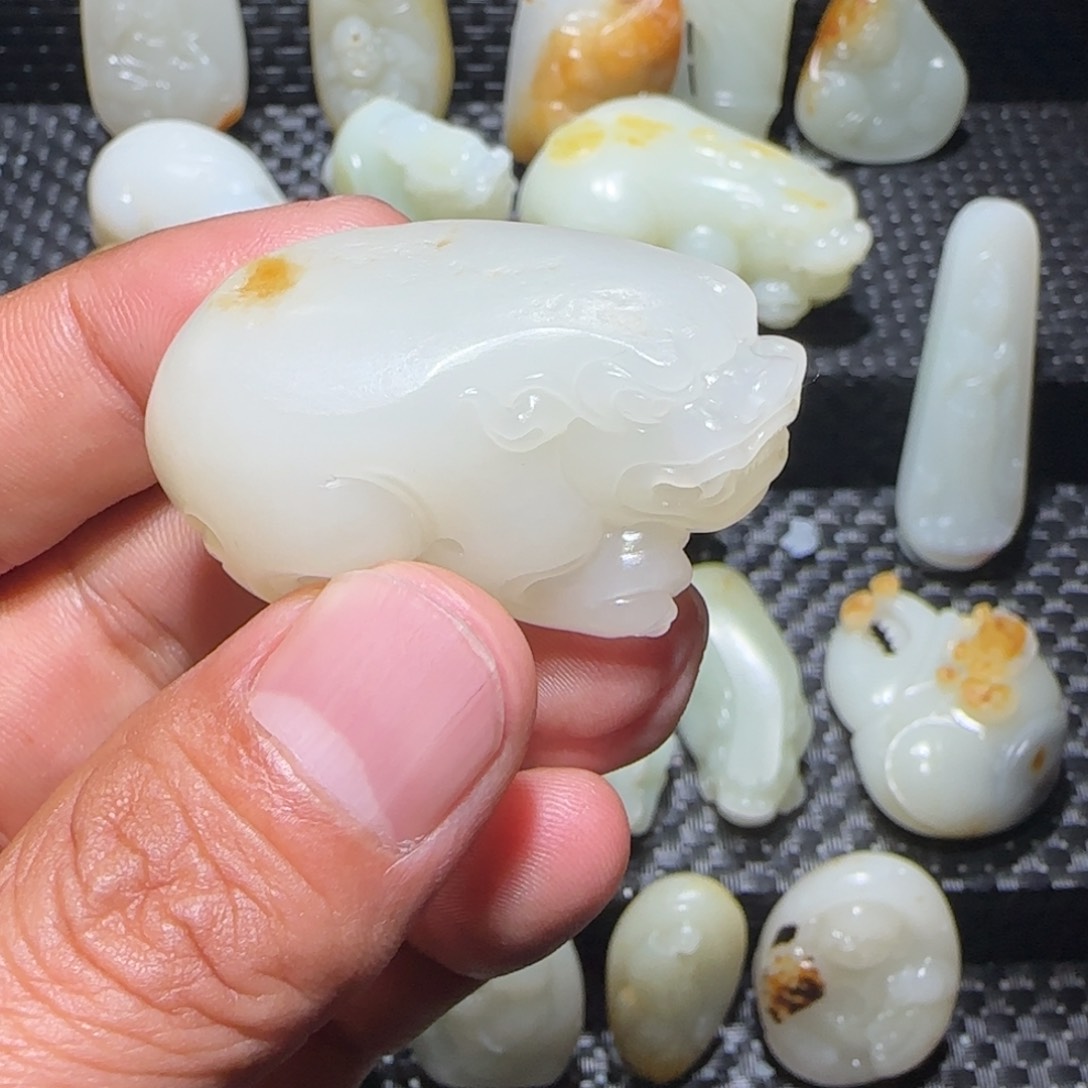 和田玉挂件未镶嵌用****9