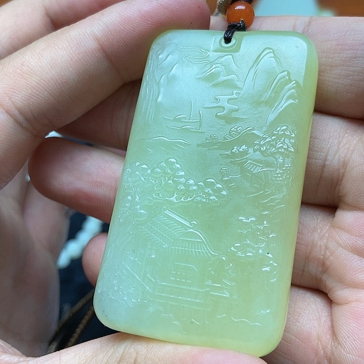 和田玉颈饰未镶嵌