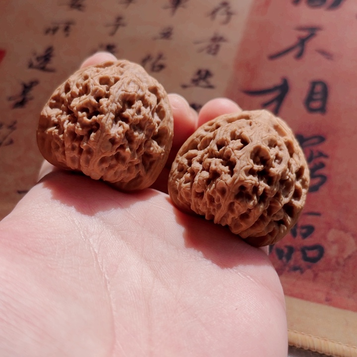 文玩核桃吊坠40矮三角南疆石