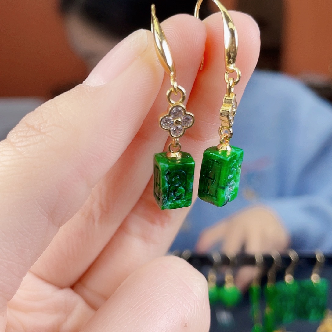 翡翠未镶嵌耳饰饰品