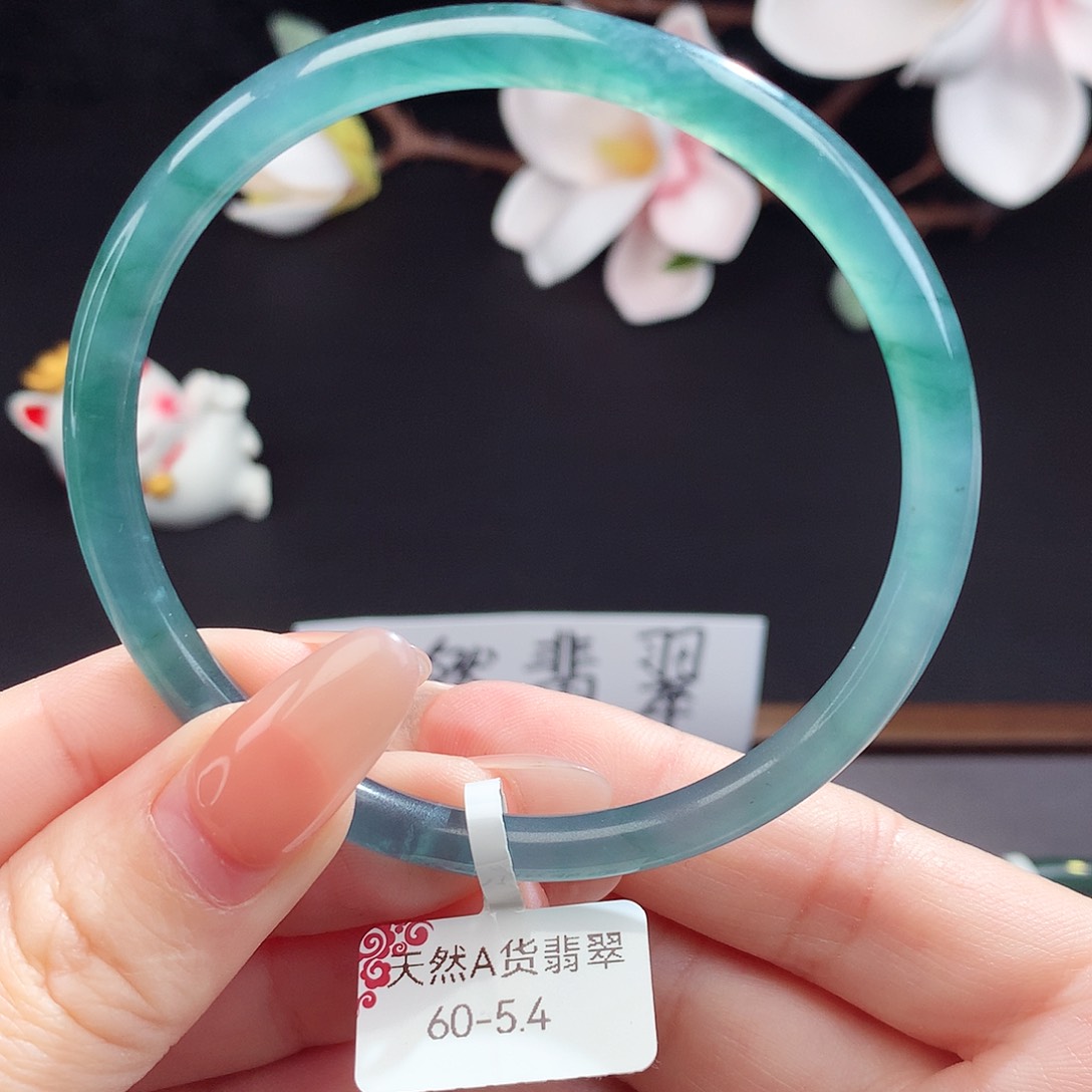 翡翠手镯（圆镯）未镶嵌二***ꮤ