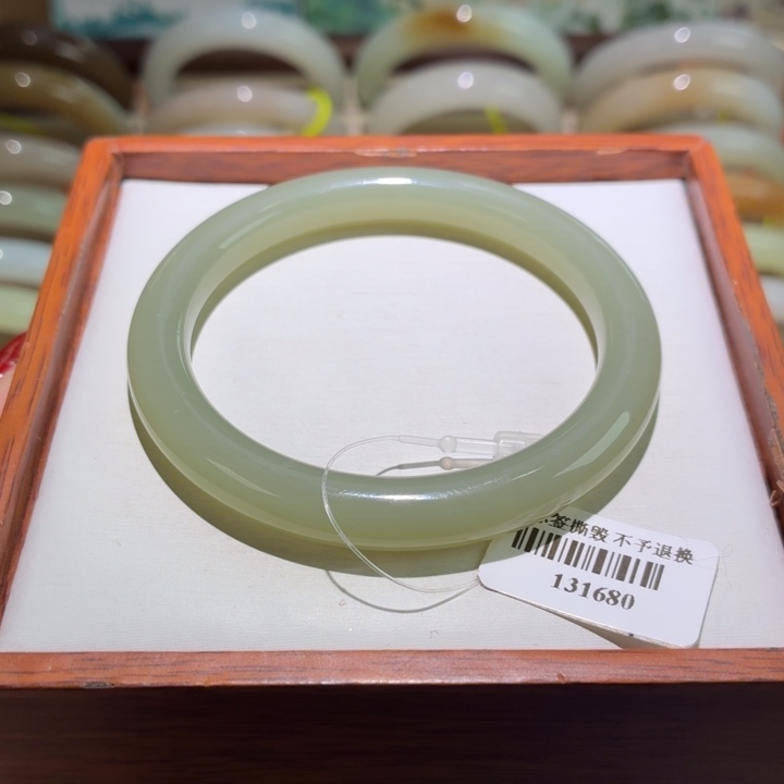 和田玉未镶嵌手镯和田玉54 55