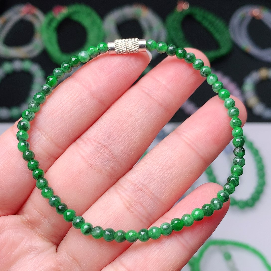 翡翠手链未镶嵌翡翠