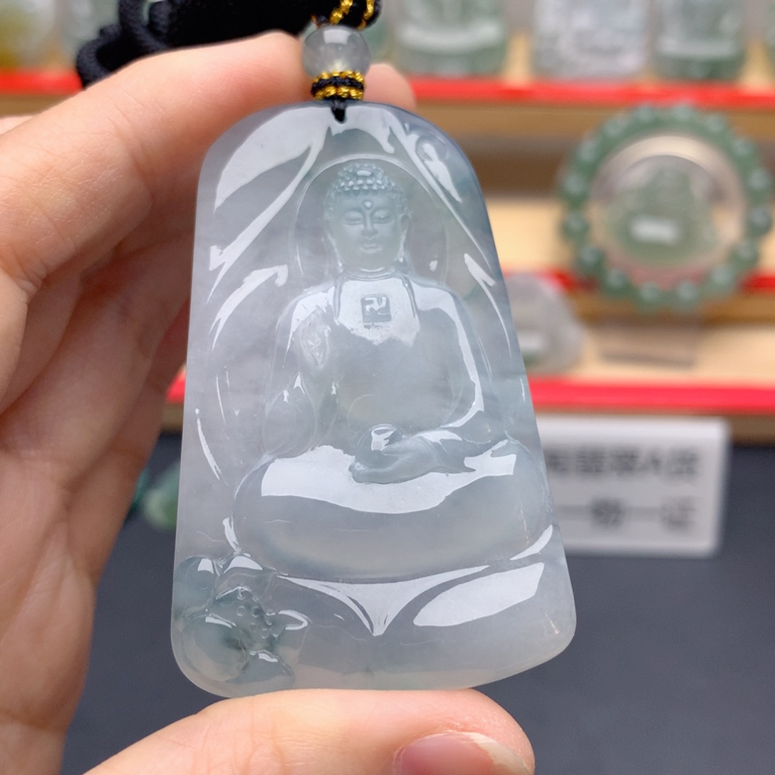 翡翠未镶嵌颈饰阿弥陀佛
