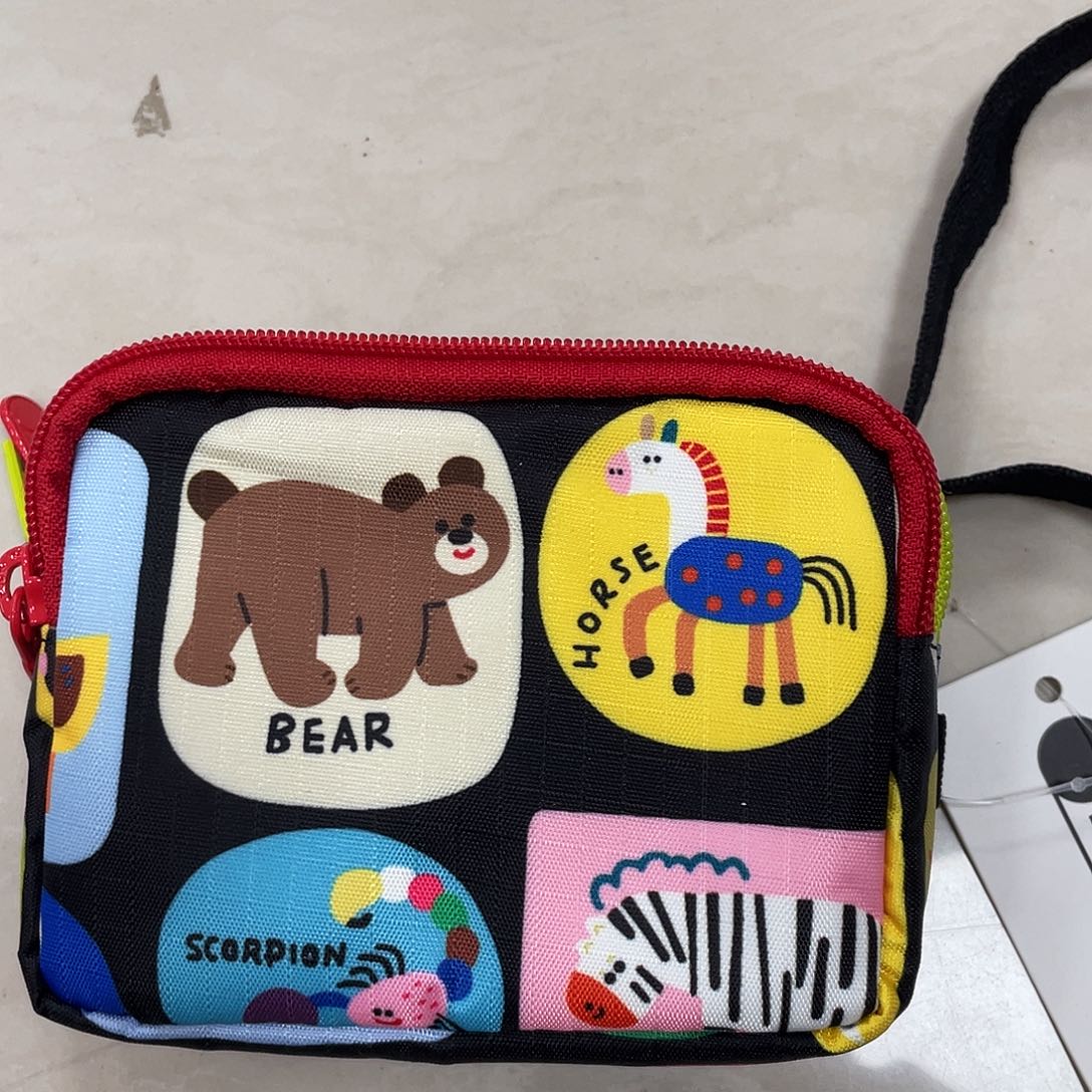 化妆包等各种产品