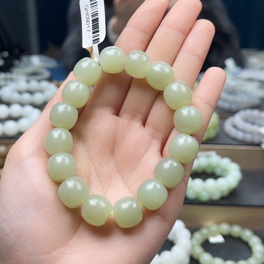 和田玉手链未镶嵌