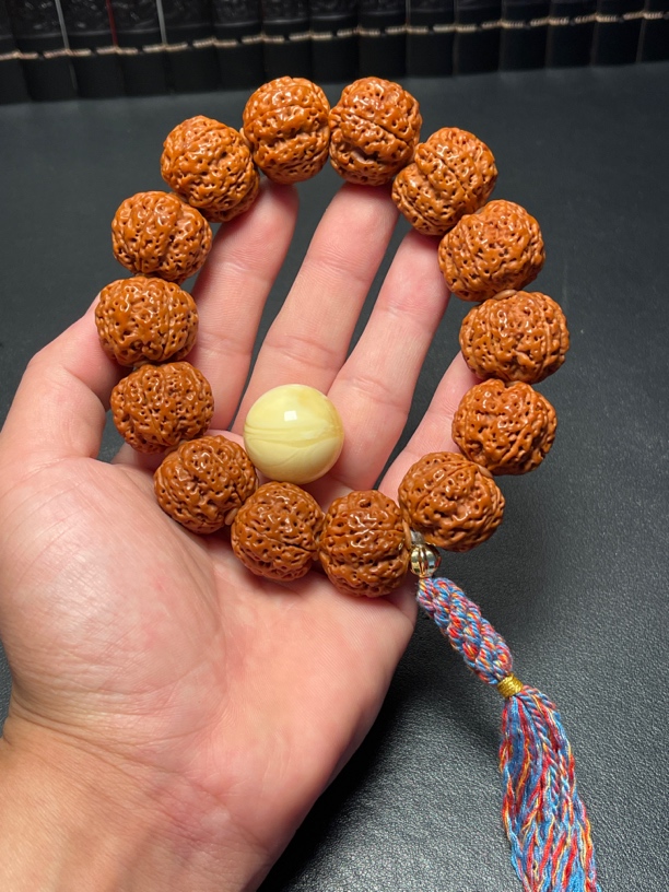 新品金刚菩提手串6号