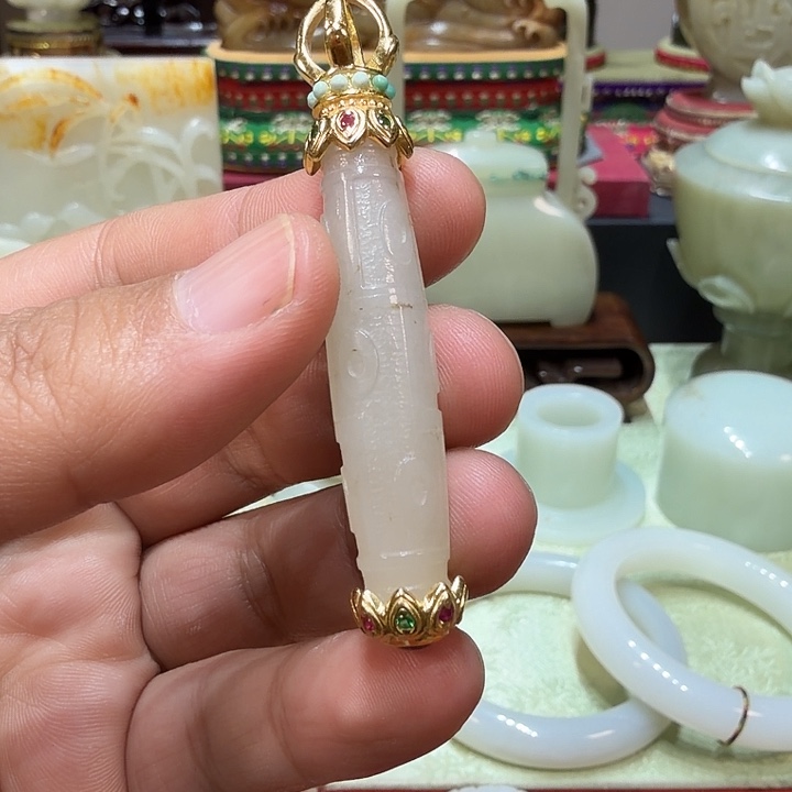 和田玉（糖玉）未镶嵌颈饰