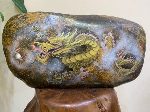 新疆和田 石包玉奇石摆件 卧虎藏龙 