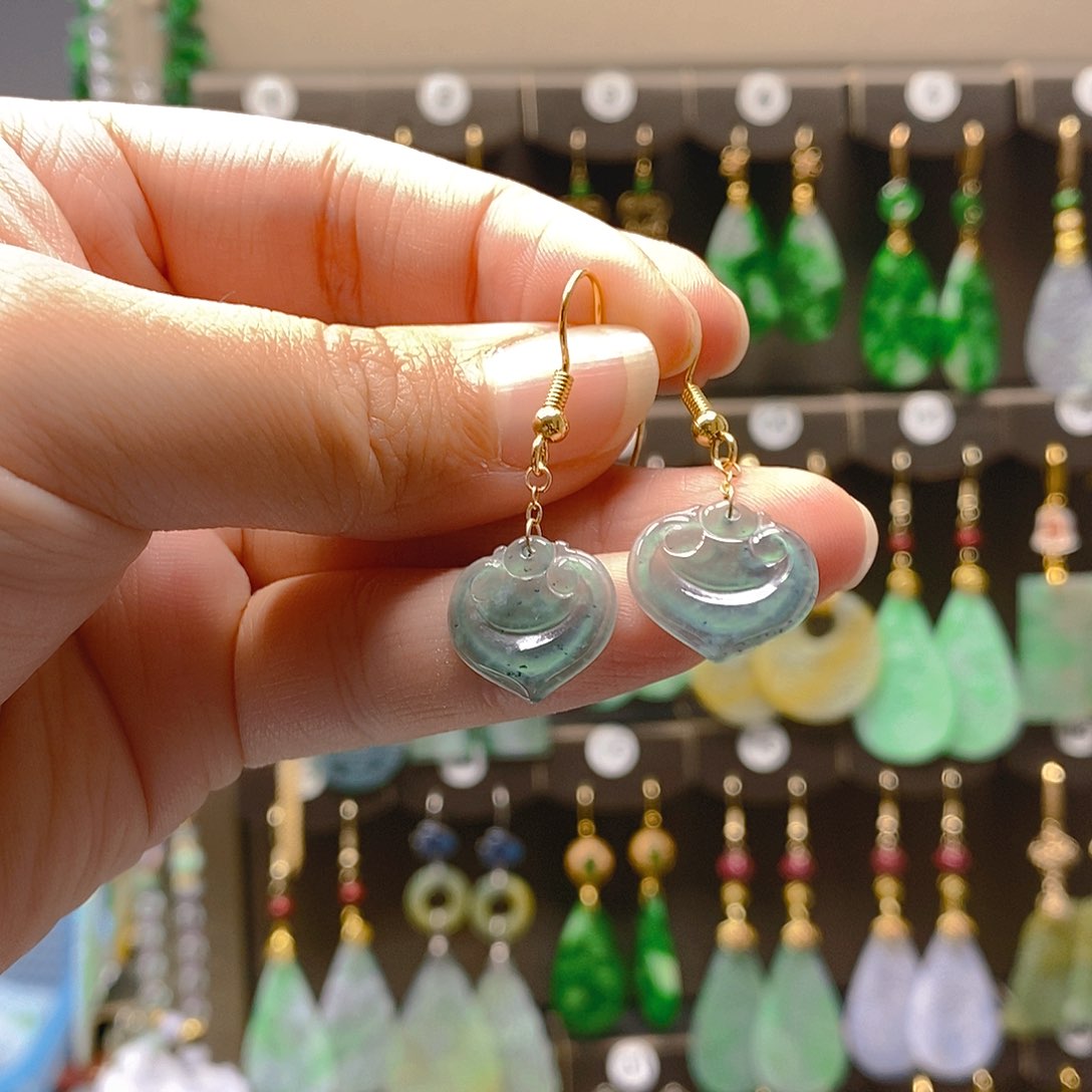 未镶嵌翡翠耳饰翡翠