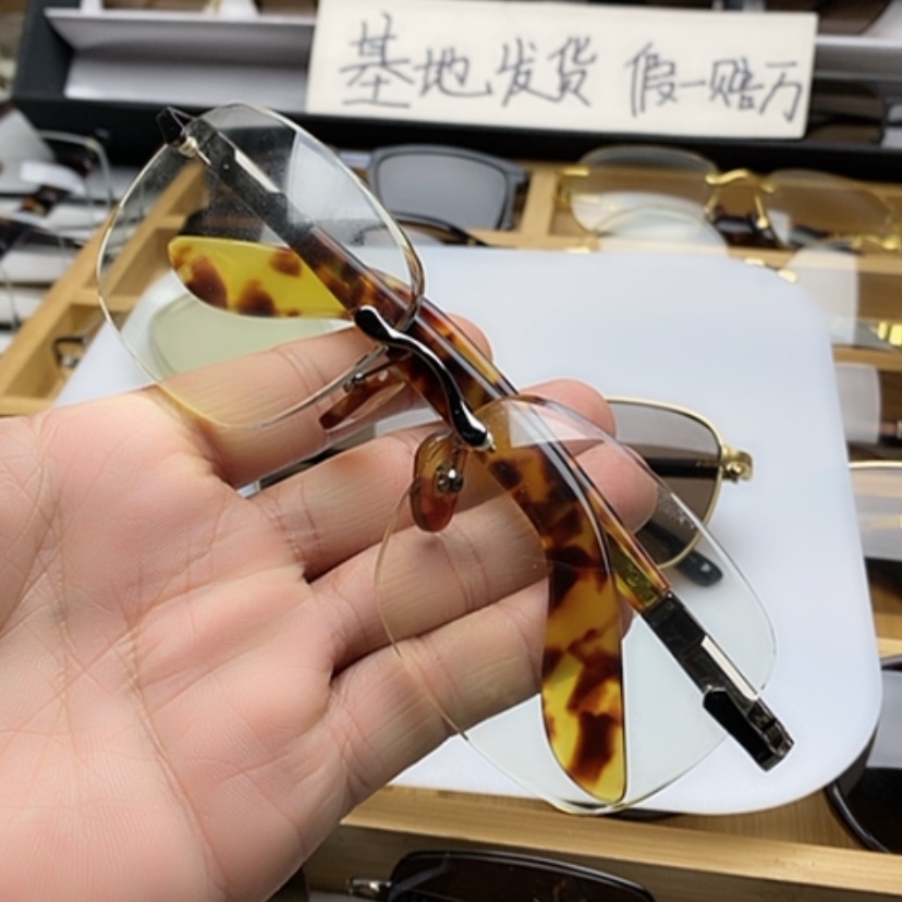 【闪购商品】眼镜未镶嵌水晶直播间相中的款式